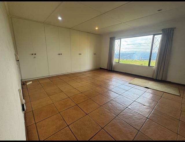 6 BEDROOM HOUSE TO LET IN HOWICK RURAL